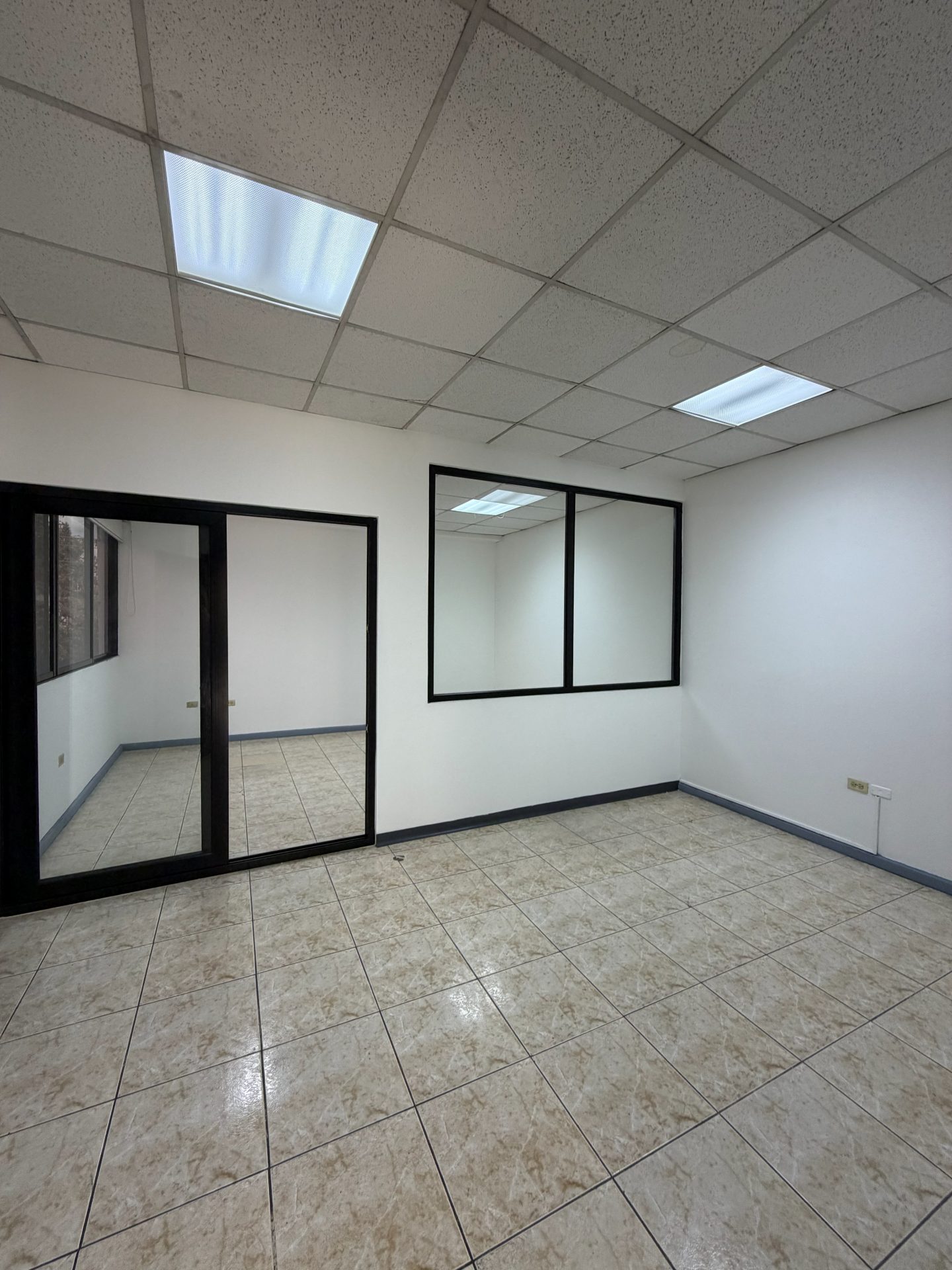 Edificio corporativo en Bulevar Suyapa — foto 10