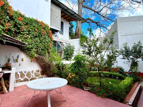 Casa con apartamento en Colonia Interamericana — foto 4